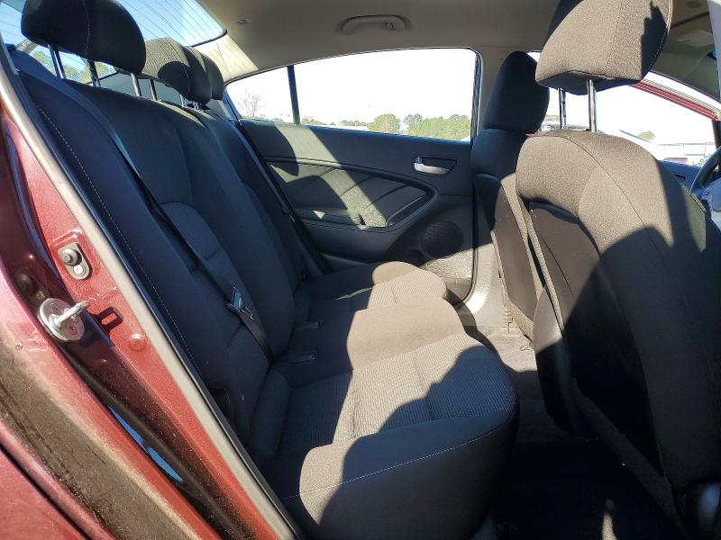 Photo 10 from auction – 2017 KIA FORTE LX with VIN 3KPFK4A71HE139483
