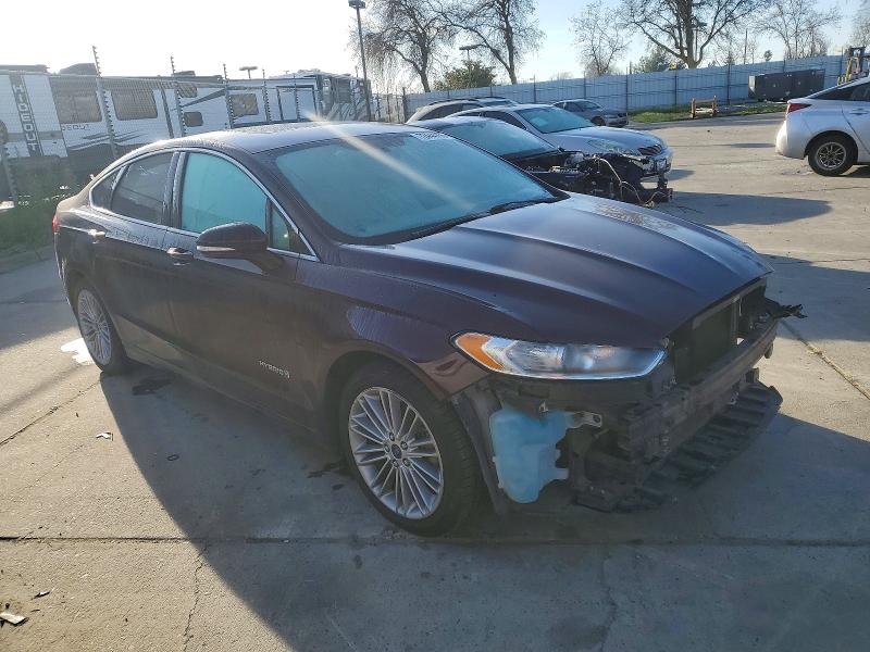 Photo 4 from auction – 2013 FORD FUSION SE with VIN 3FA6P0LUXDR362966