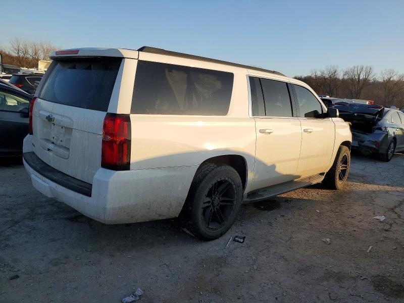 Photo 3 from auction – 2016 CHEVROLET SUBURBAN with VIN 1GNSKHKC9GR110017