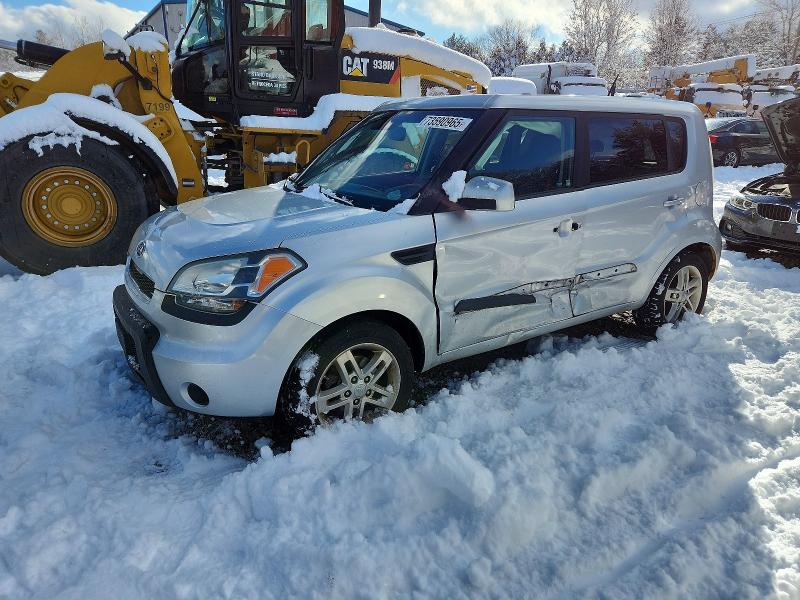 KIA SOUL + 2011 с VIN KNDJT2A23B7260622 - Снимка от търг