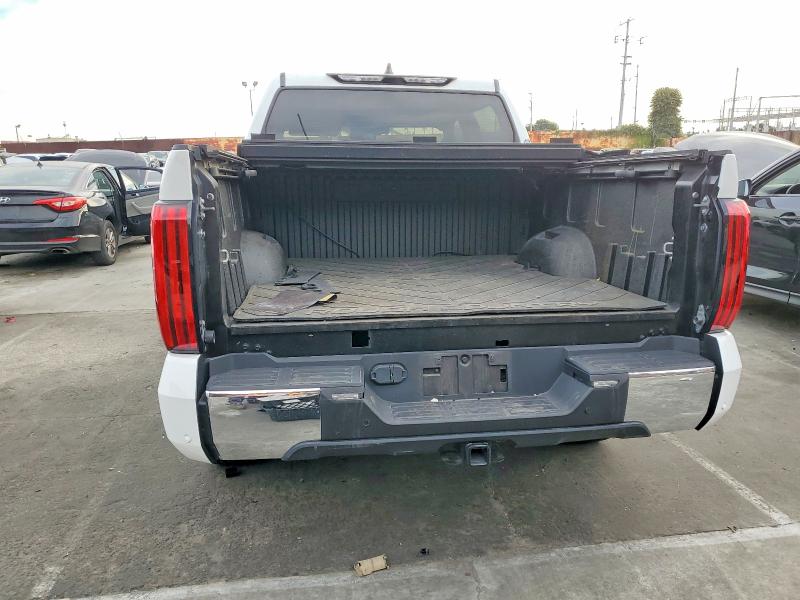 Photo 6 from auction – 2024 TOYOTA TUNDRA with VIN 5TFLA5DB5RX181152