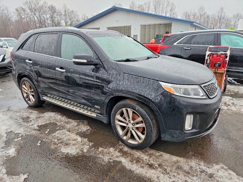 Photo 4 from auction – 2014 KIA SORENTO with VIN 5XYKWDA78EG449003