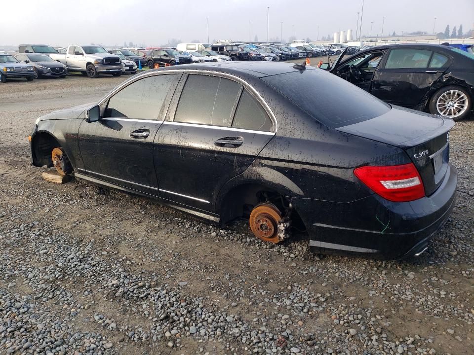 Photo 2 from auction – 2014 MERCEDES-BENZ C with VIN WDDGF5HB9EA895155