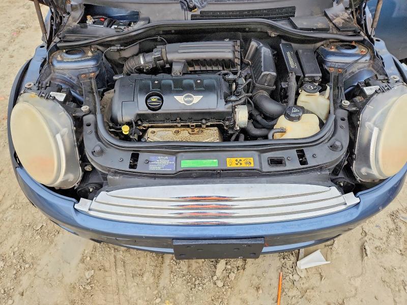 Photo 11 from auction – 2010 MINI COOPER CLU with VIN WMWML3C50ATX37956
