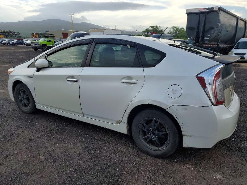 Photo 2 from auction – 2013 TOYOTA PRIUS with VIN JTDKN3DU0D0337962