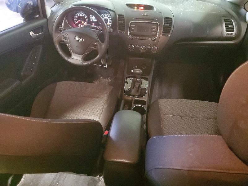 Photo 8 from auction – 2017 KIA FORTE with VIN 3KPFK4A78HE157415