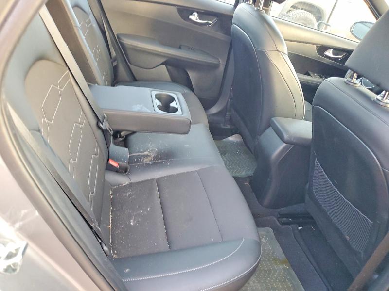 Photo 10 from auction – 2023 KIA FORTE with VIN 3KPF54AD2PE681932
