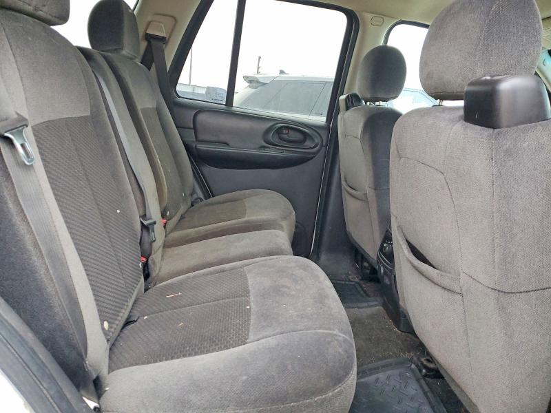 Photo 11 from auction – 2009 CHEVROLET TRAILBLAZE with VIN 1GNDT33S392133156
