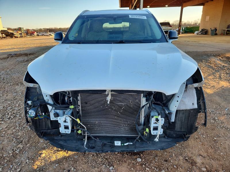 Photo 5 from auction – 2020 LINCOLN AVIATOR RE with VIN 5LM5J7XC5LGL22102