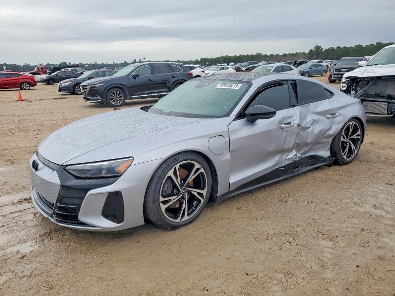 AUDI E-TRON GT 2023 with VIN WAUCJBFWXP7008137 - Photo from auction