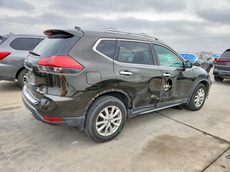 Photo 3 from auction – 2017 NISSAN ROGUE SV with VIN 5N1AT2MV5HC813773