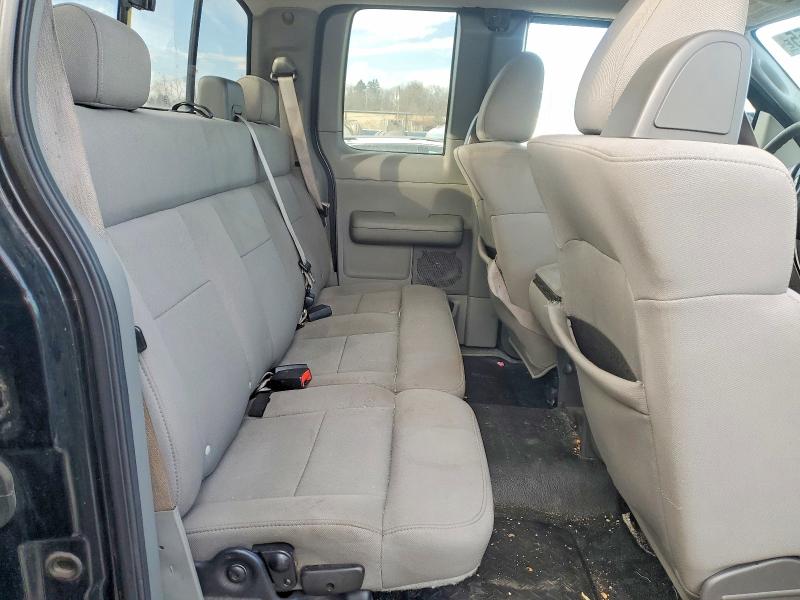 Photo 10 from auction – 2005 FORD F150 with VIN 1FTRX14WX5FA03144
