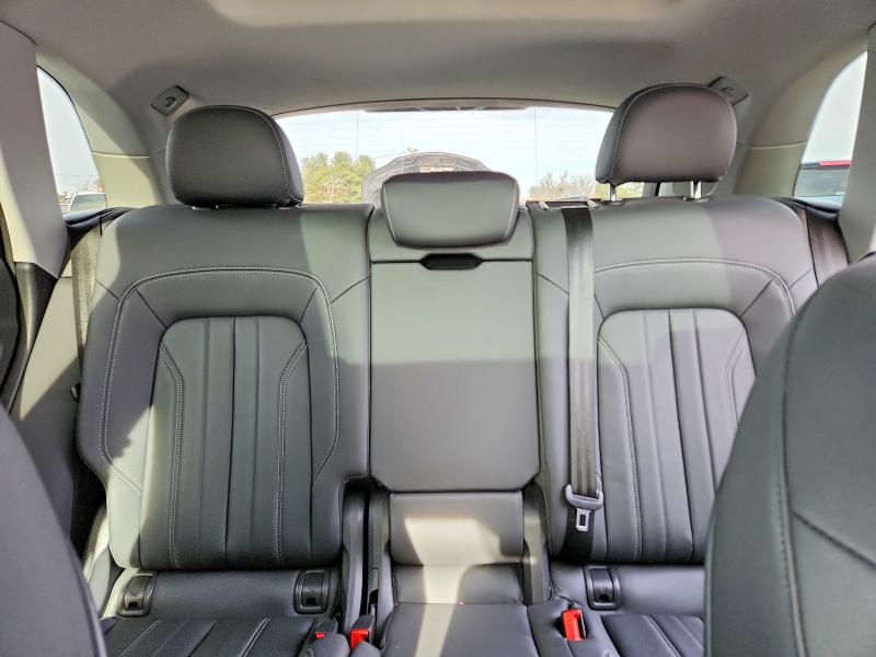 Photo 10 from auction – 2021 AUDI Q5 PREMIUM with VIN WA1BAAFY0M2136156