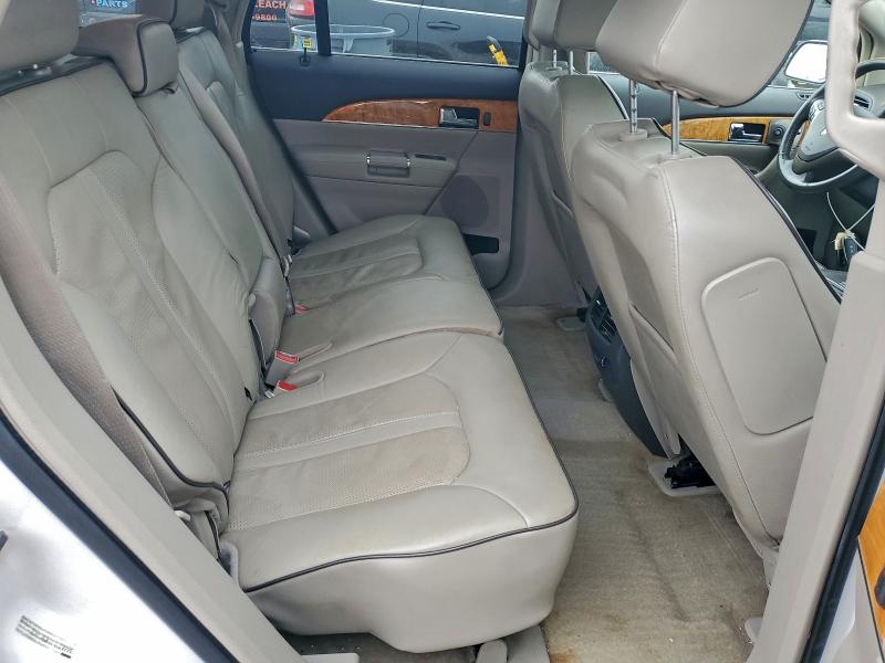 Photo 11 from auction – 2015 LINCOLN MKX with VIN 2LMDJ8JK8FBL29999