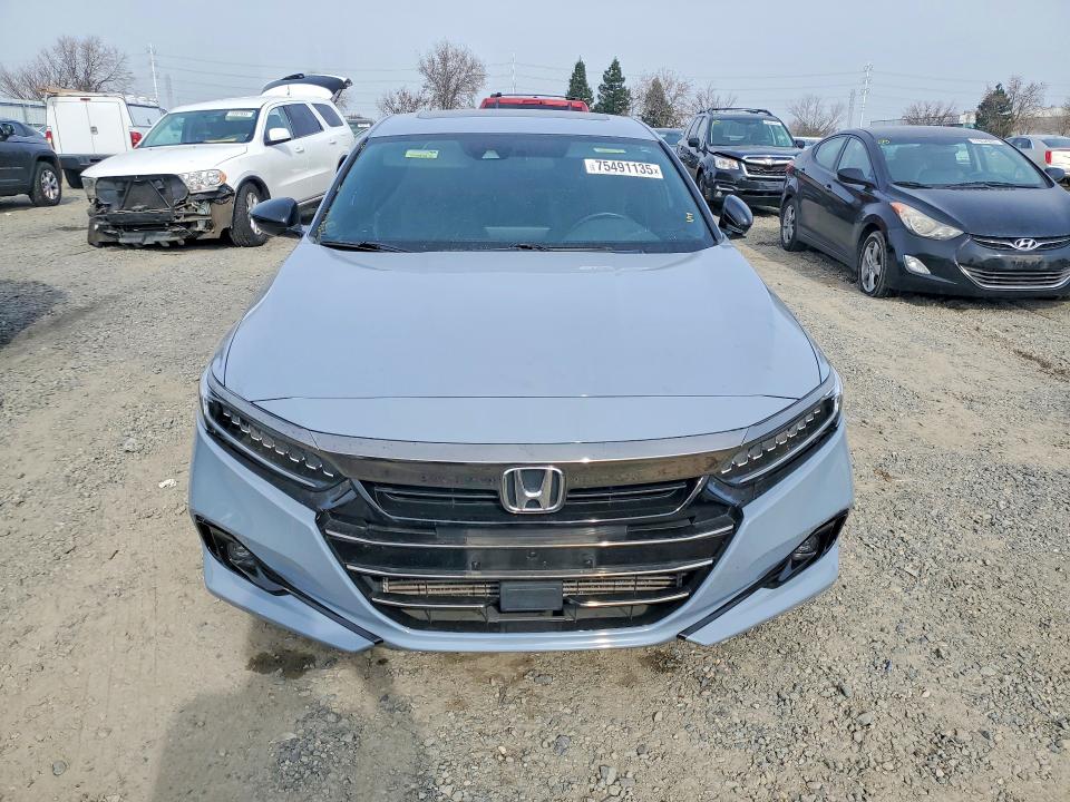 Photo 5 from auction – 2021 HONDA ACCORD with VIN 1HGCV2F30MA022304