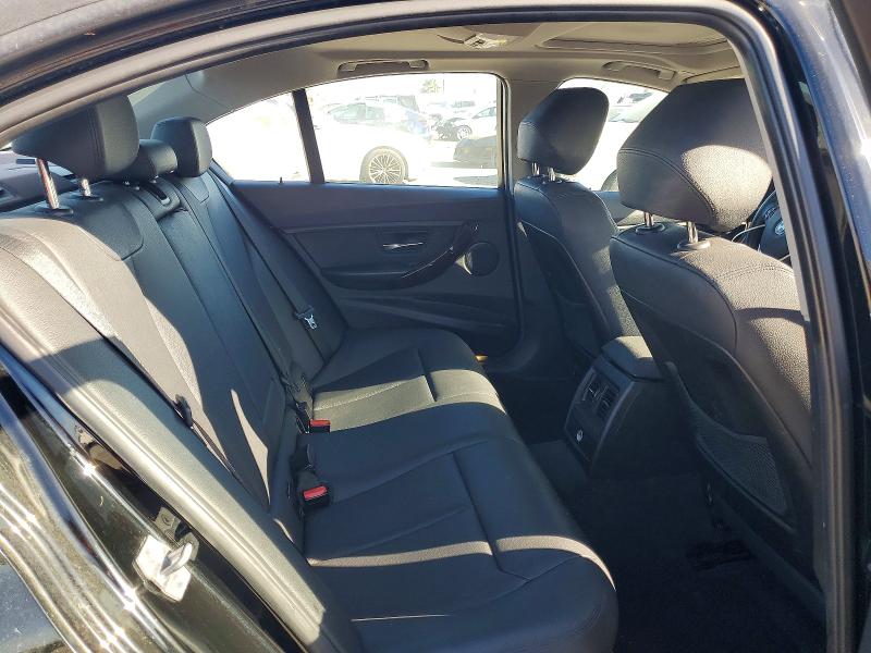 Photo 10 from auction – 2015 BMW 328 with VIN WBA3B3G54FNT18593