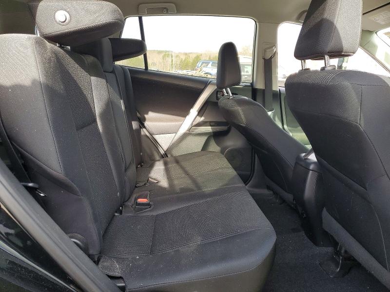 Photo 11 from auction – 2017 TOYOTA RAV4 with VIN 2T3ZFREV3HW353600