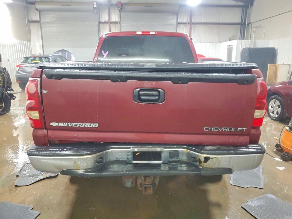 Photo 6 from auction – 2003 CHEVROLET SILVERADO with VIN 1GCEK19T23E242704