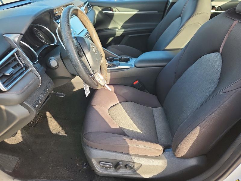 Photo 7 from auction – 2018 TOYOTA CAMRY L with VIN 4T1B11HK2JU084815
