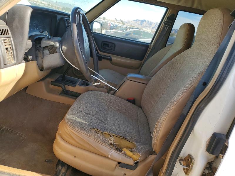 Photo 7 from auction – 2000 JEEP CHEROKEE S with VIN 1J4FF48S3YL128193