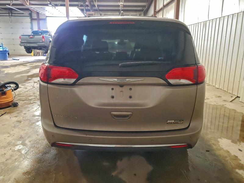 Photo 6 from auction – 2017 CHRYSLER PACIFICA T with VIN 2C4RC1EG3HR752903