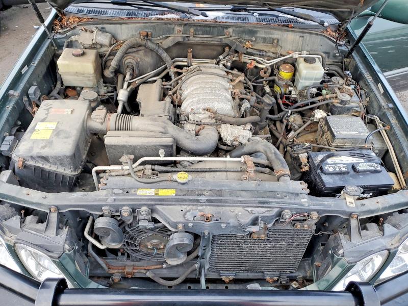 Photo 12 from auction – 2000 LEXUS LX 470 with VIN JT6HT00W0Y0124755