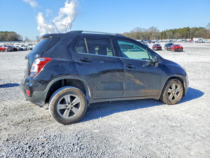Photo 3 from auction – 2017 CHEVROLET TRAX 1LT with VIN 3GNCJLSB8HL278595