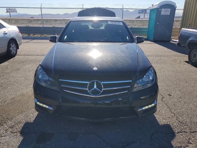 Photo 5 from auction – 2014 MERCEDES-BENZ C with VIN WDDGF5HB7EA914902