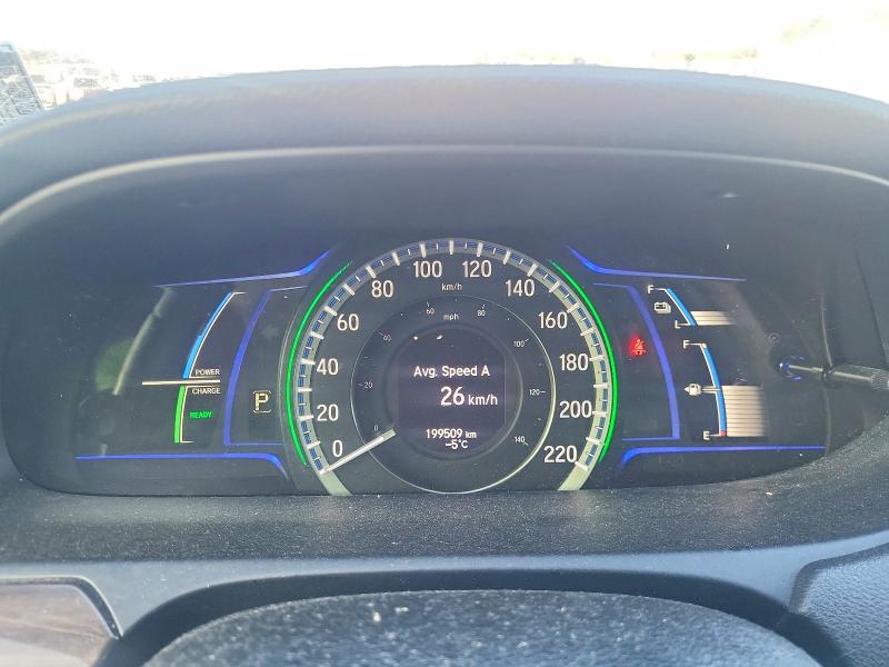 Photo 9 from auction – 2017 HONDA ACCORD HYB with VIN JHMCR6F39HC800196