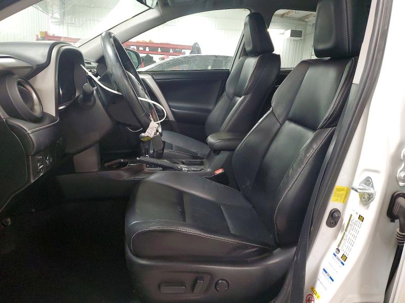 Photo 7 from auction – 2017 TOYOTA RAV4 LIMIT with VIN 2T3DFREV5HW621864