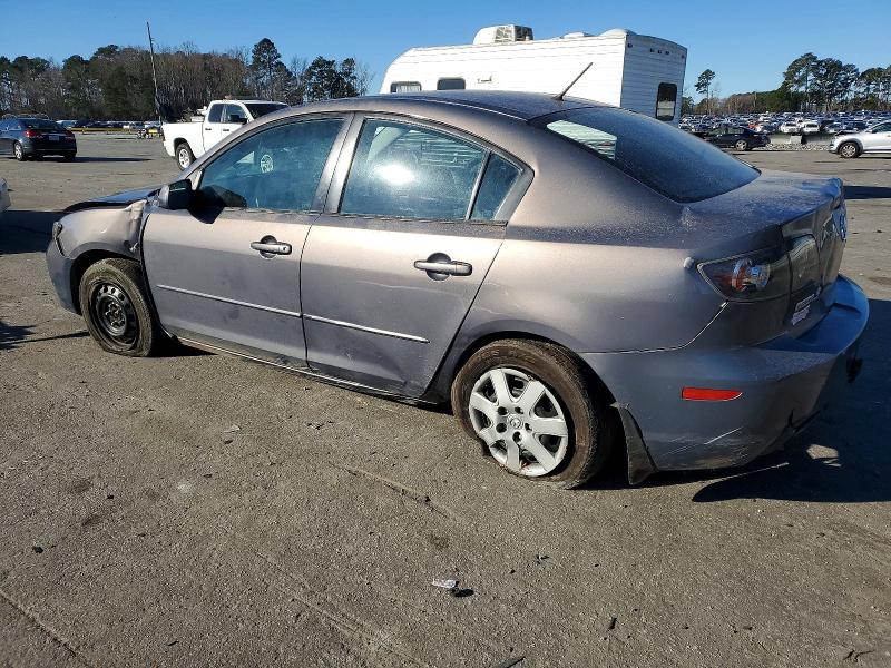 Photo 2 from auction – 2007 MAZDA 3 I with VIN JM1BK12F571623919