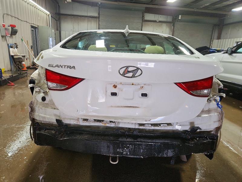 Photo 6 from auction – 2012 HYUNDAI ELANTRA with VIN 5NPDH4AEXCH090048