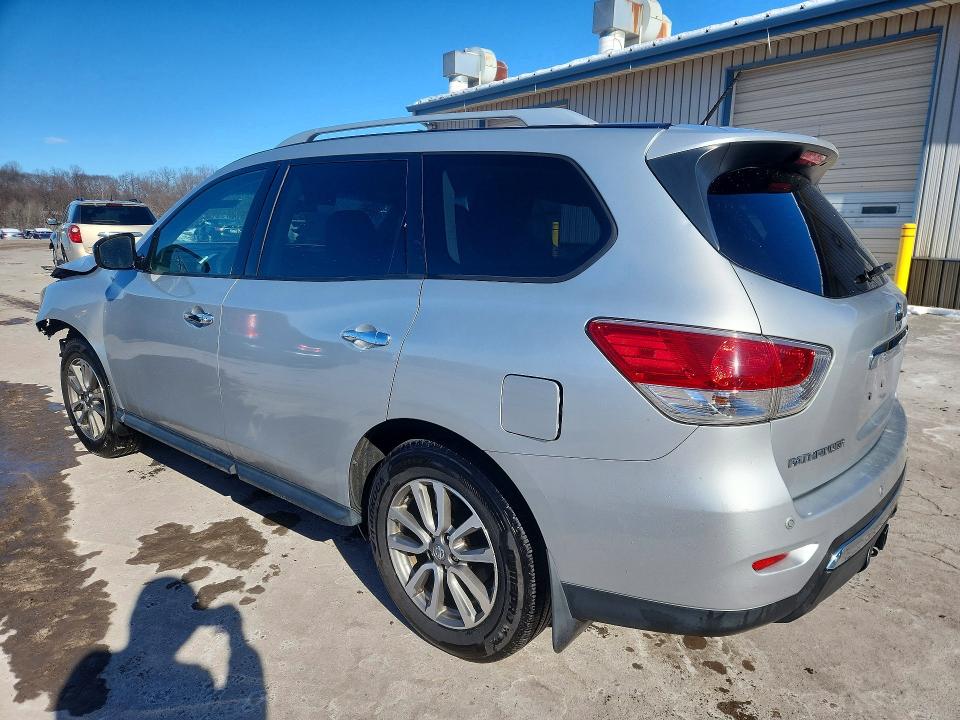 Photo 2 from auction – 2014 NISSAN PATHFINDER with VIN 5N1AR2MM5EC715361