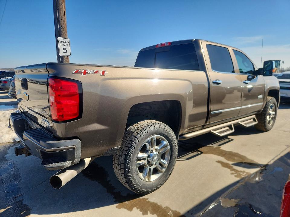 Photo 3 from auction – 2015 CHEVROLET SILVERADO with VIN 1GC1KXE89FF597161