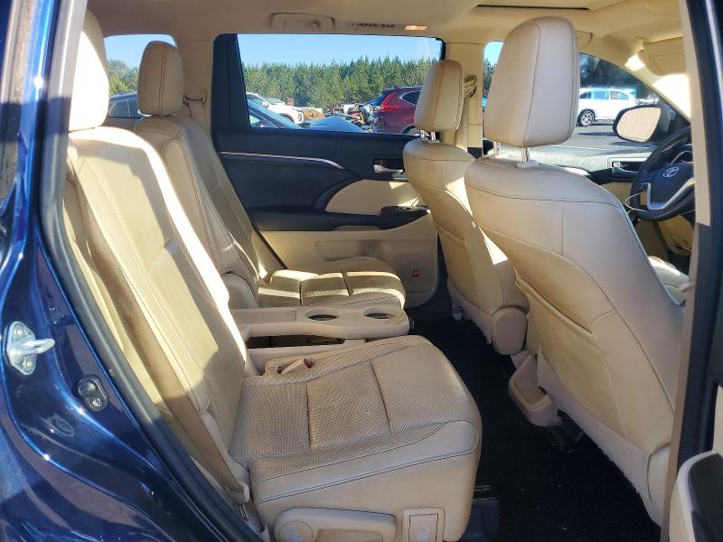 Photo 10 from auction – 2016 TOYOTA HIGHLANDER with VIN 5TDYKRFH6GS162480