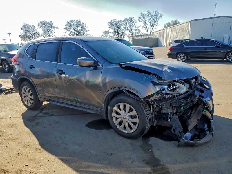 Photo 4 from auction – 2018 NISSAN ROGUE S with VIN KNMAT2MT2JP611331