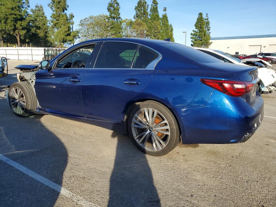 Photo 2 from auction – 2018 INFINITI Q50 LUXE with VIN JN1EV7AP1JM357924