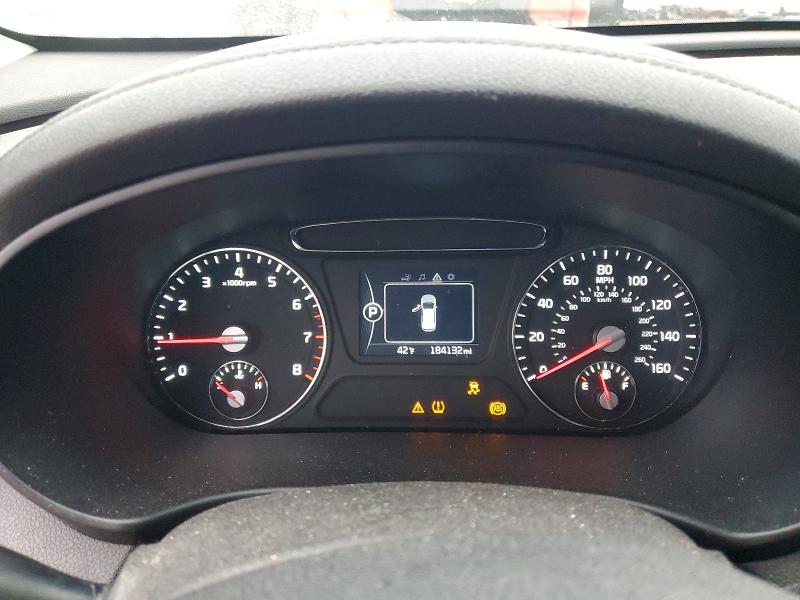 Photo 9 from auction – 2016 KIA SORENTO LX with VIN 5XYPGDA34GG032660