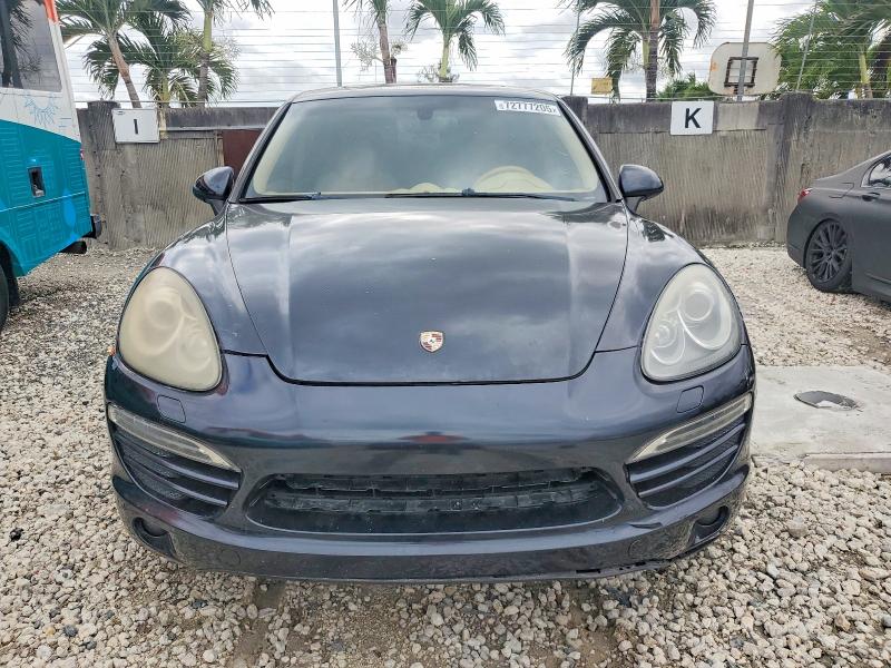 Photo 5 from auction – 2013 PORSCHE CAYENNE with VIN WP1AA2A29DLA08789