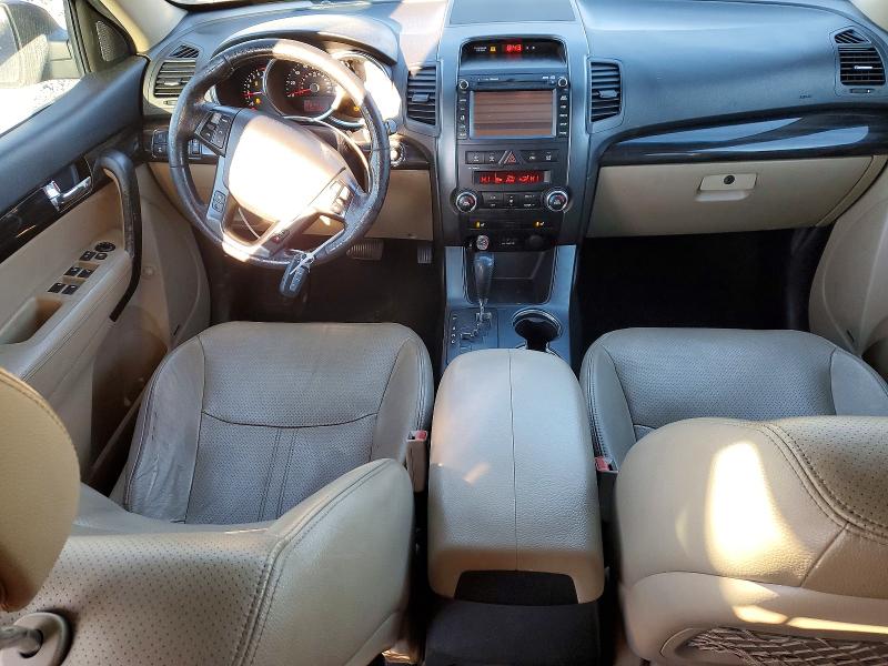 Photo 8 from auction – 2011 KIA SORENTO EX with VIN 5XYKUDA27BG051464