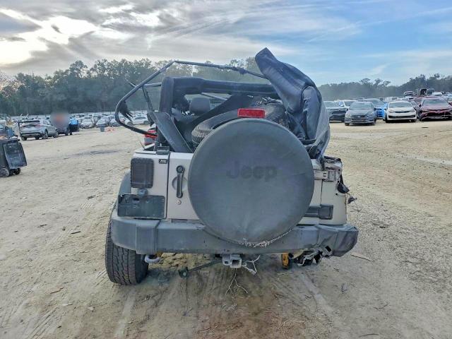 Фото 6 с аукциона – 2011 JEEP WRANGLER S с VIN 1J4AA2D14BL619650