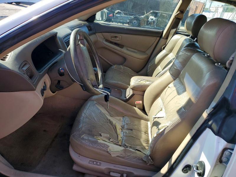 Photo 7 from auction – 2000 LEXUS ES 300 with VIN JT8BF28GXY5086886