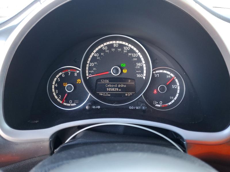 Photo 9 from auction – 2014 VOLKSWAGEN BEETLE with VIN 3VWJ17AT7EM655261