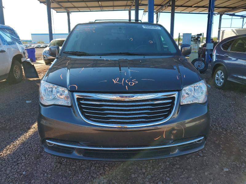 Photo 5 from auction – 2016 CHRYSLER TOWN & COU with VIN 2C4RC1BG1GR247378