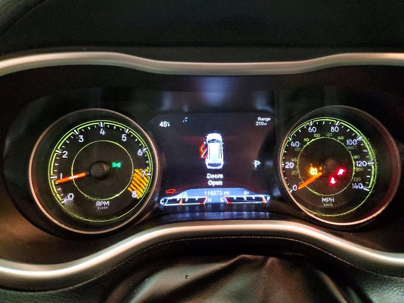 Photo 9 from auction – 2015 JEEP CHEROKEE T with VIN 1C4PJMBS1FW659115