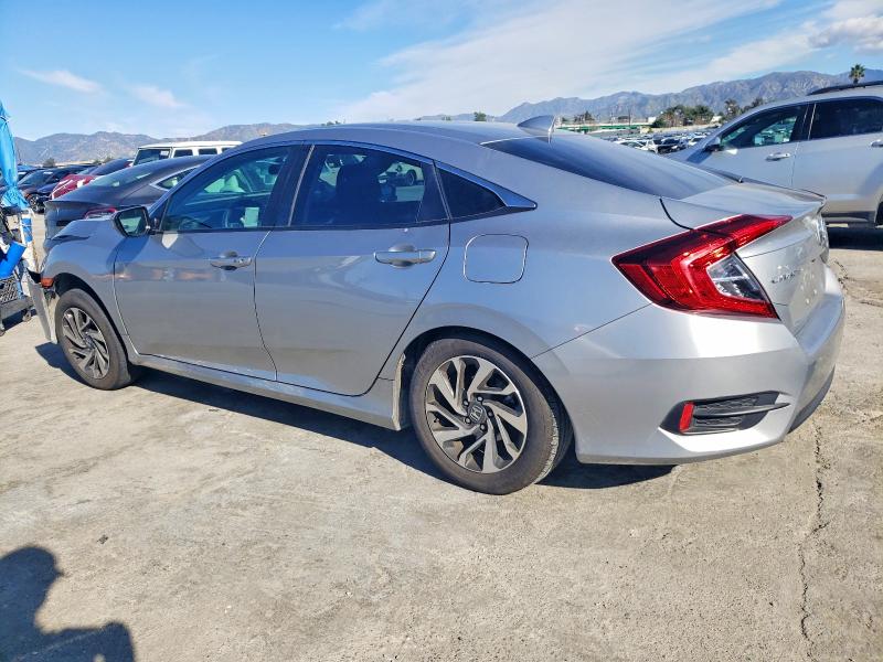 Photo 2 from auction – 2018 HONDA CIVIC EX with VIN 2HGFC2F77JH609053