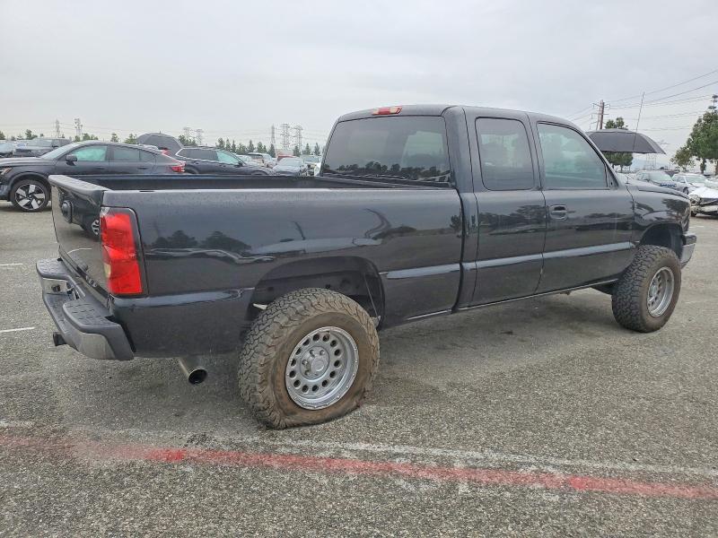 Photo 3 from auction – 2006 CHEVROLET SILVERADO with VIN 1GCEC19T66Z190889
