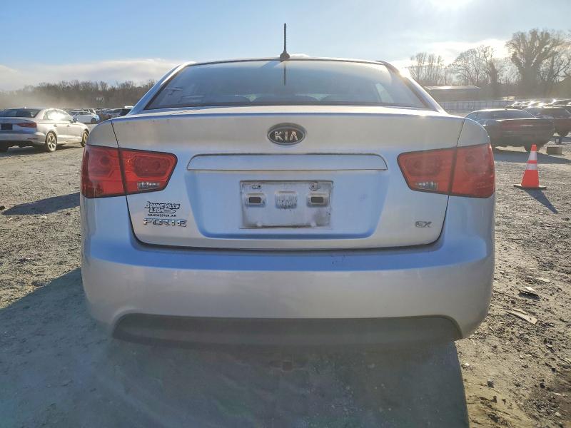 Photo 6 from auction – 2012 KIA FORTE EX with VIN KNAFU4A2XC5502038