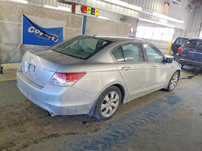 Photo 3 from auction – 2010 HONDA ACCORD EXL with VIN 1HGCP2F88AA033729