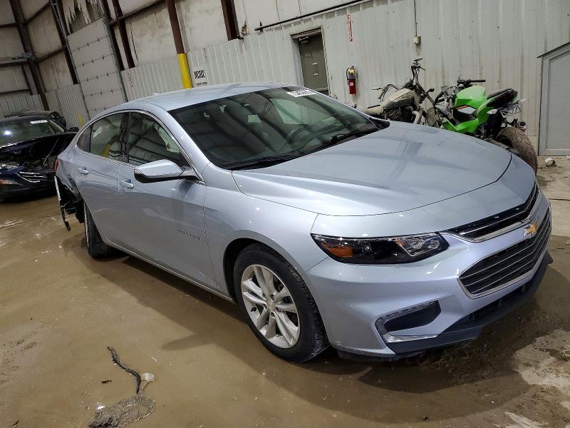 Photo 4 from auction – 2017 CHEVROLET MALIBU LT with VIN 1G1ZE5ST1HF152898
